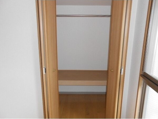 収納　※写真は同じマンションの違う部屋のものになります。