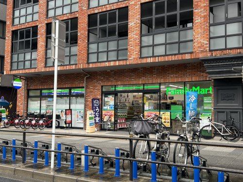 コンビニ　ファミリーマート　大須一丁目店（コンビニ）まで197m