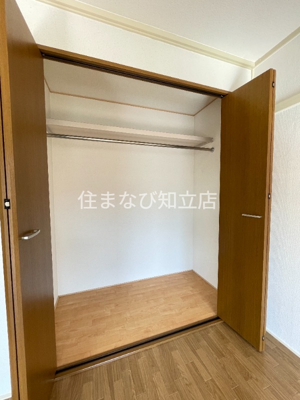 収納　反転／別室同型写真