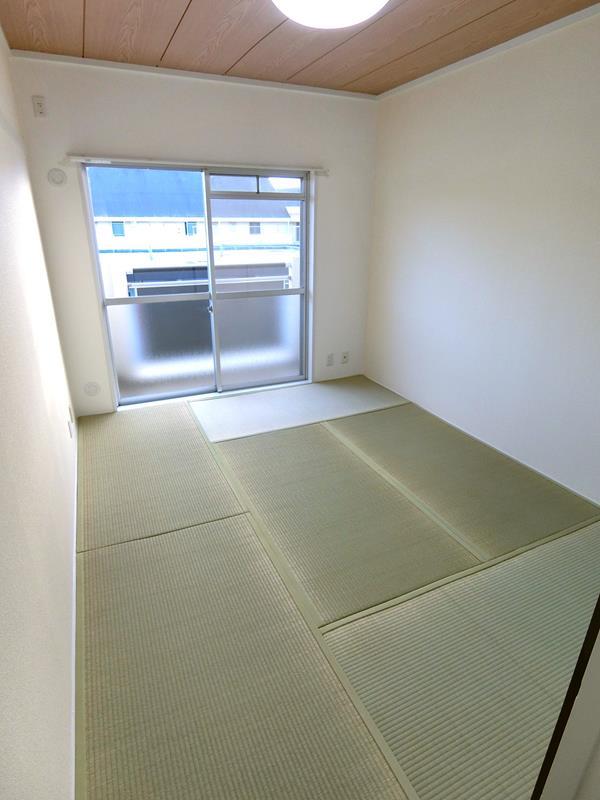 その他　(参考)406号室の写真。303号室とは間取りが反転してます