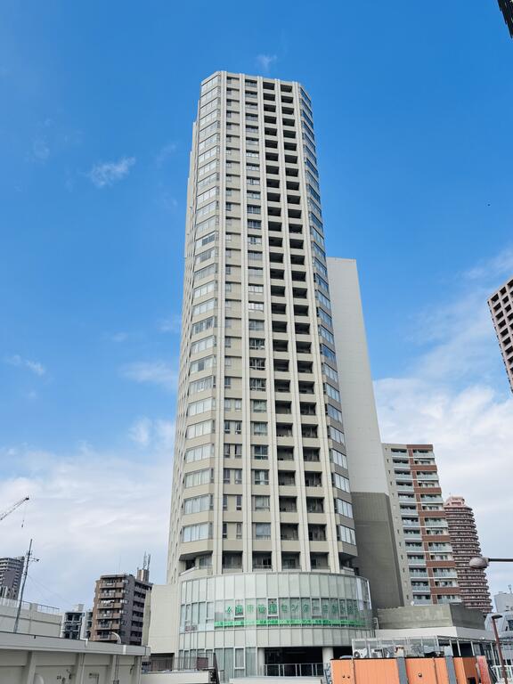 建物外観　橋本駅徒歩２分駅直結分譲マンションです！