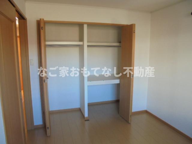 収納　同タイプ写真