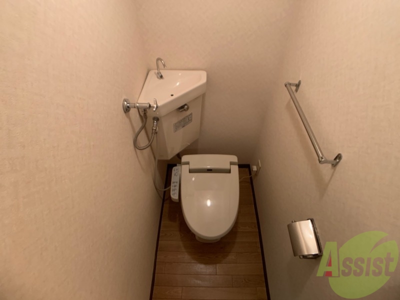 トイレ　トイレです。ウォシュレット付を探している方、おすすめです