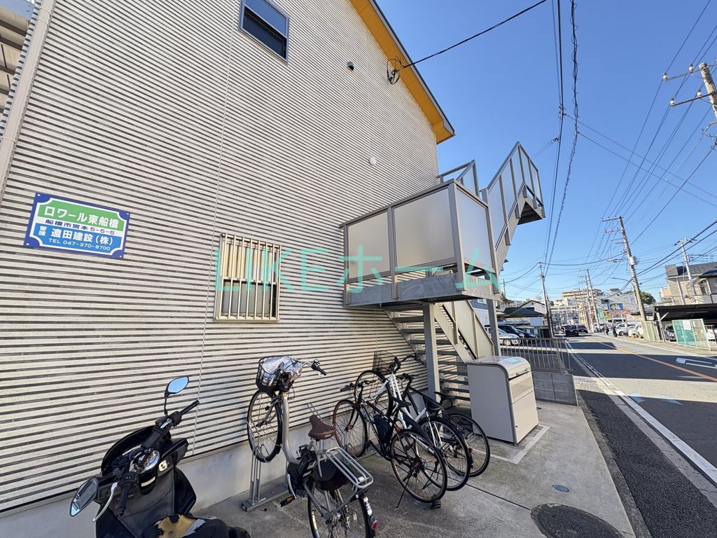 エントランス　駐車場