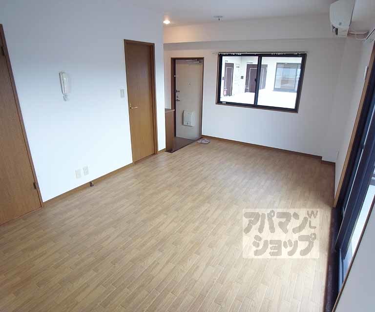 居室・リビング　洋室１０帖です。