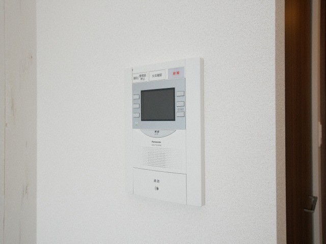 セキュリティ　モニター付きインターホンです