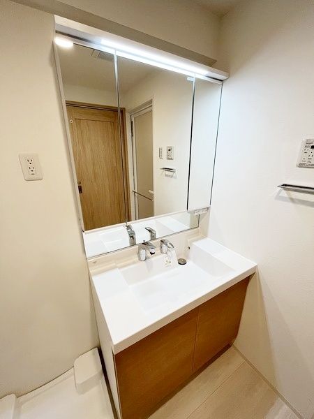洗面設備　※別部屋参考写真※