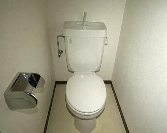 トイレ　参考写真。