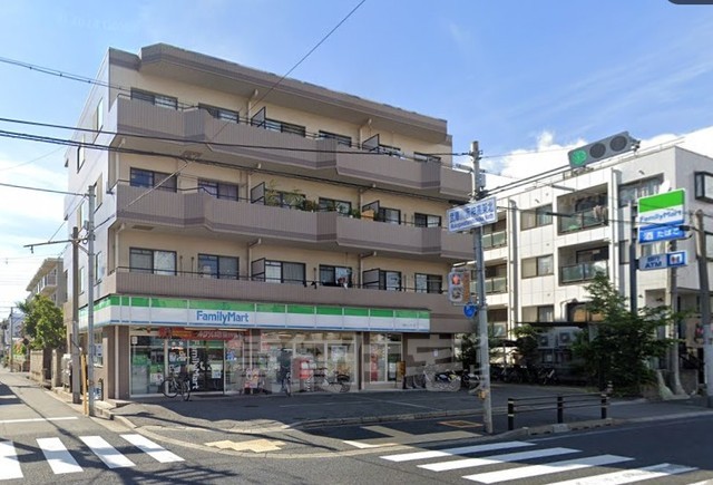コンビニ　ファミリーマート　尼崎大庄西町（コンビニ）まで375m