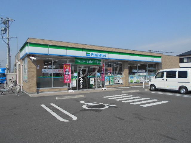 コンビニ　ファミリーマート 岡崎筒針町店（コンビニ）まで572m