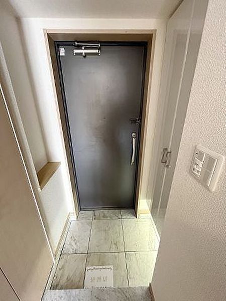 玄関　玄関
