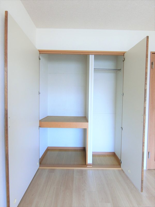 収納　収納付きでお部屋がすっきりします