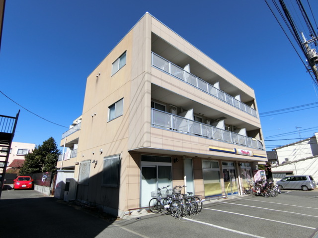 建物外観　最寄り駅徒歩9分の物件！