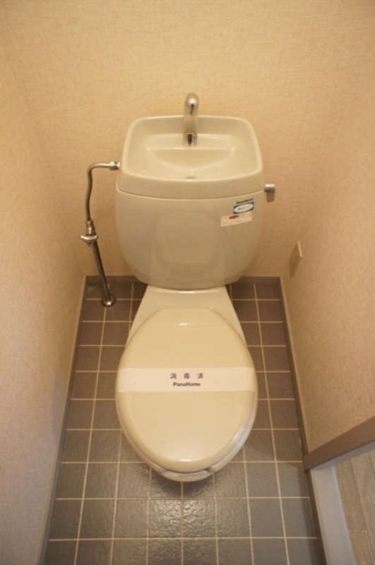 トイレ　図面と現状に相違がある場合には現状を優先