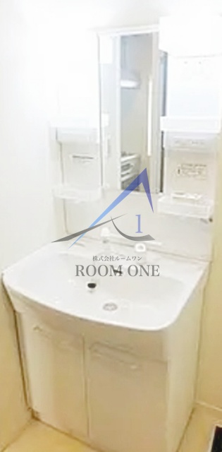 洗面設備　洗面台です。