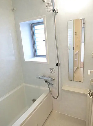 バス・シャワールーム　別部屋の画像を使用しております。