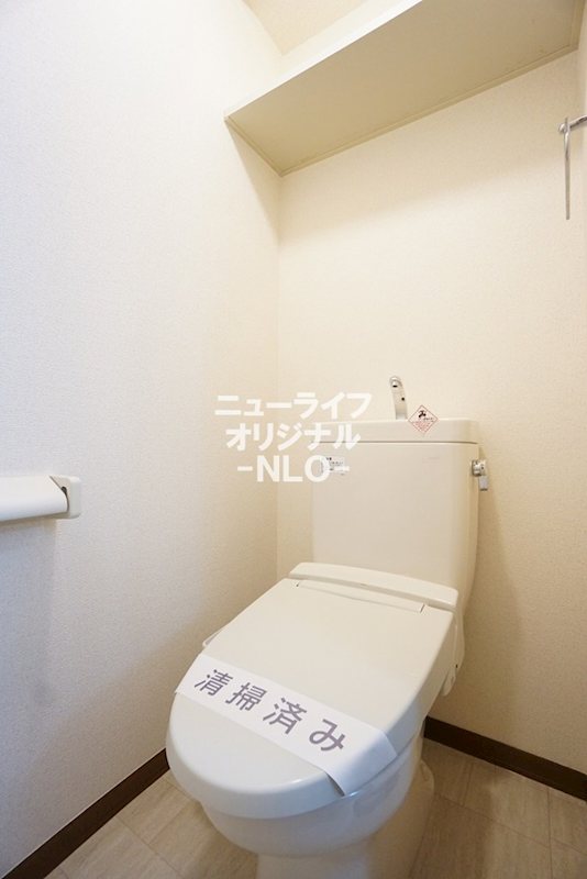 トイレ　洗浄力と快適さを兼ね備えた温水洗浄便座付き☆