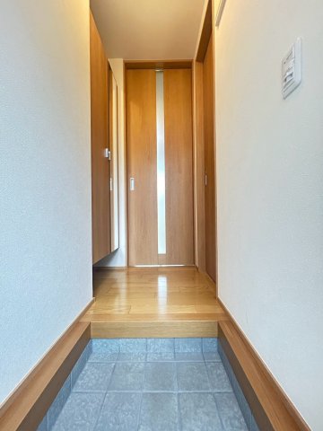アベニールの玄関写真