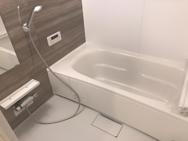 バス・シャワールーム　バス