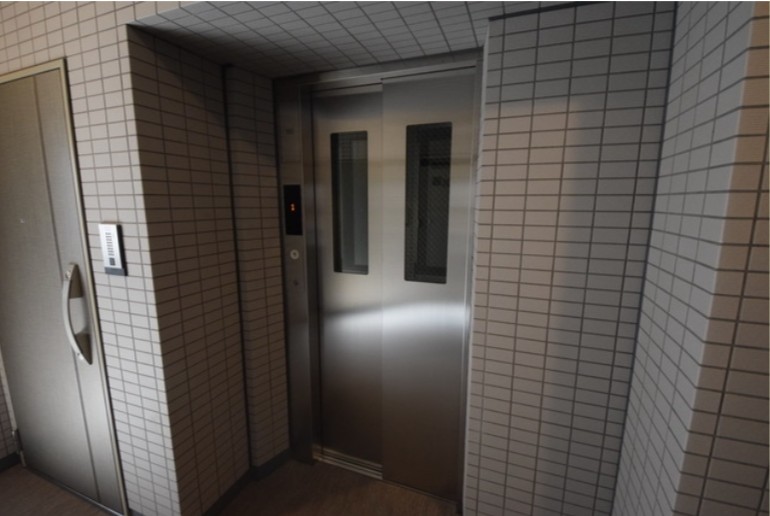ロビー