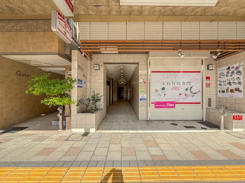 ポコアポコ明石本町アネックスの外観写真