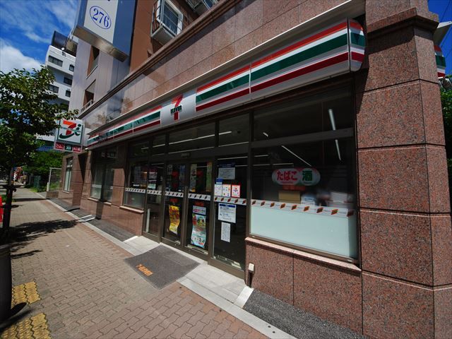 コンビニ　セブンイレブン大阪宮原２丁目店（コンビニ）まで300m