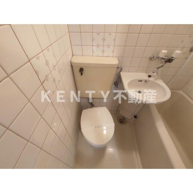 トイレ　清潔感のあるトイレです