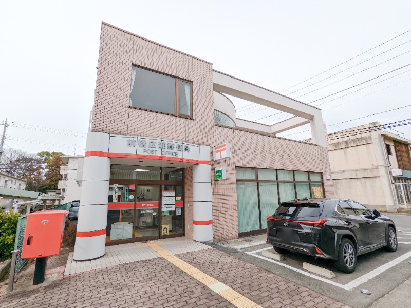 郵便局　前橋広瀬郵便局（郵便局）まで185m