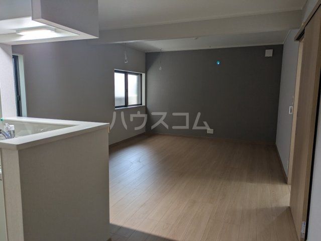 西品川戸建ての居間写真