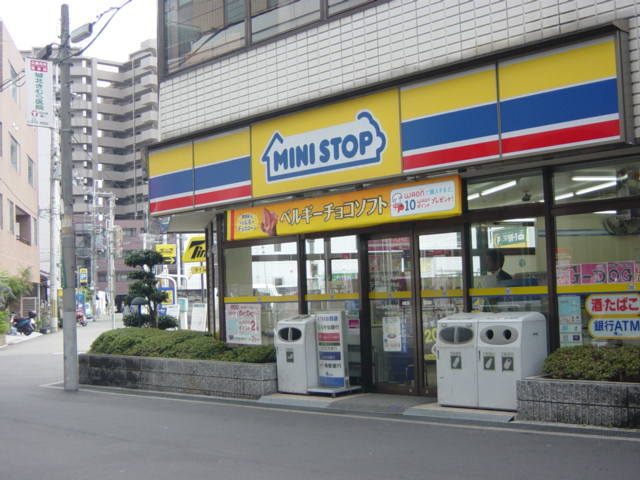 コンビニ　ミニストップ高槻寿町1丁目店（コンビニ）まで215m