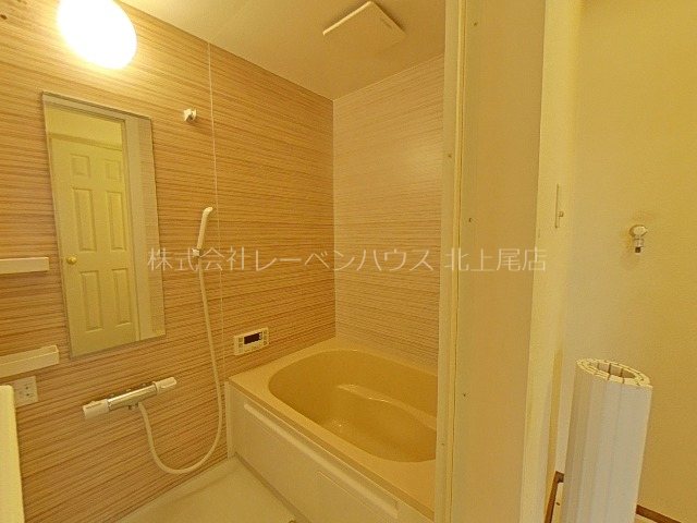 バス・シャワールーム　当社HPにたくさん写真掲載中！！