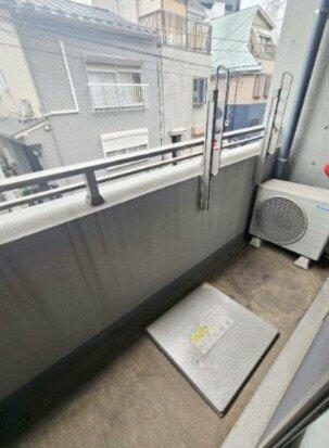 バルコニー　別部屋参考写真、現況優先にな…