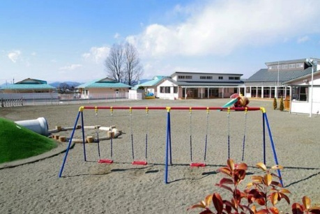 幼稚園・保育園　第二氏家さくら保育園（幼稚園・保育園）まで731m