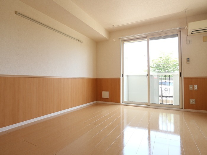 その他部屋・スペース　エアコン付きです。