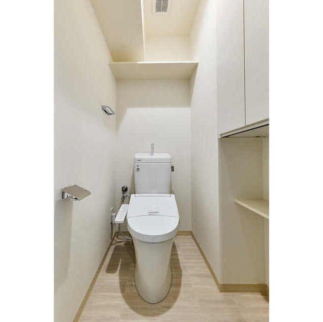 トイレ　ゆったりとした空間のトイレです