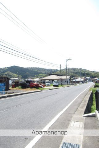 その他　前面道路（その他）まで10m