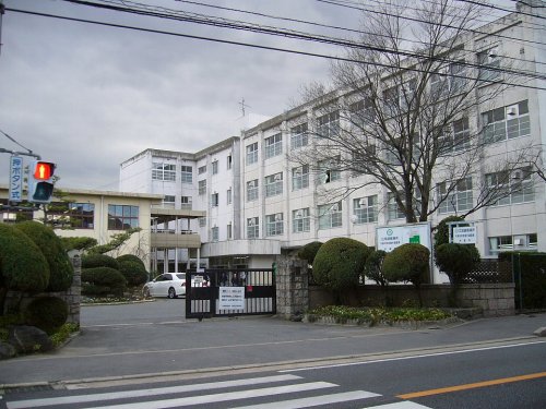 中学校　大阪市立木津中学校（中学校）まで912m