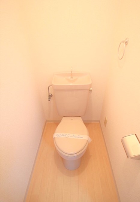 トイレ　シンプルで使いやすいトイレです
