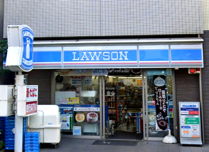コンビニ　ローソン 新大久保店（コンビニ）まで3m