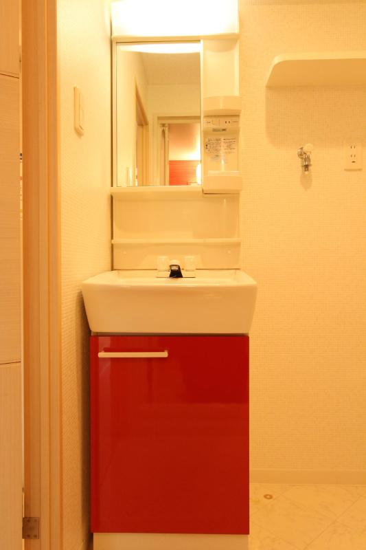 洗面設備　同タイプ別部屋写真です。現況優先となります。