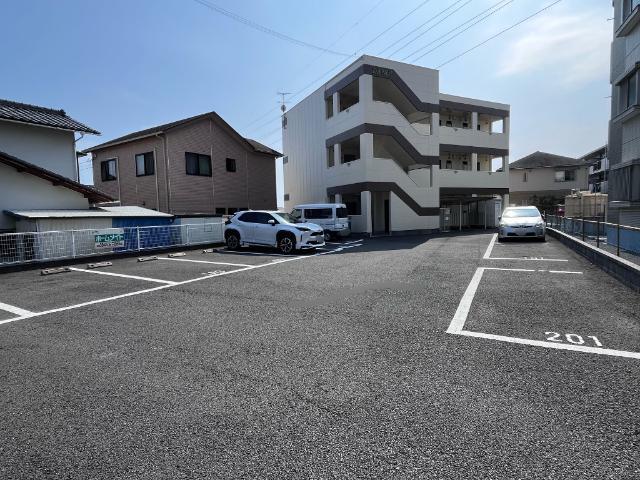 建物外観　外観写真（昼）