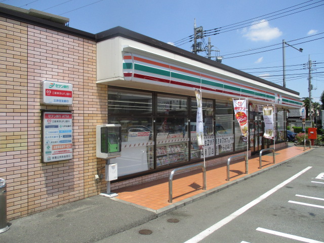 コンビニ　セブンイレブン 横田基地前店（コンビニ）まで506m