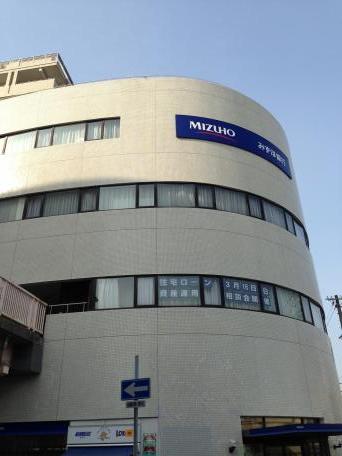 銀行　みずほ銀行　塚口支店（銀行）まで639m