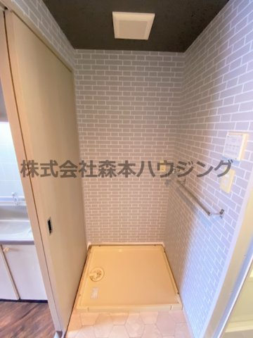 その他設備　室内洗濯機置き場です