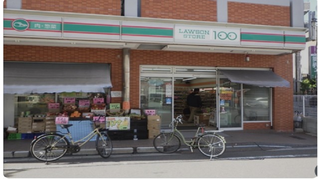 コンビニ　ローソンストア100淀川十三本町店（コンビニ）まで730m