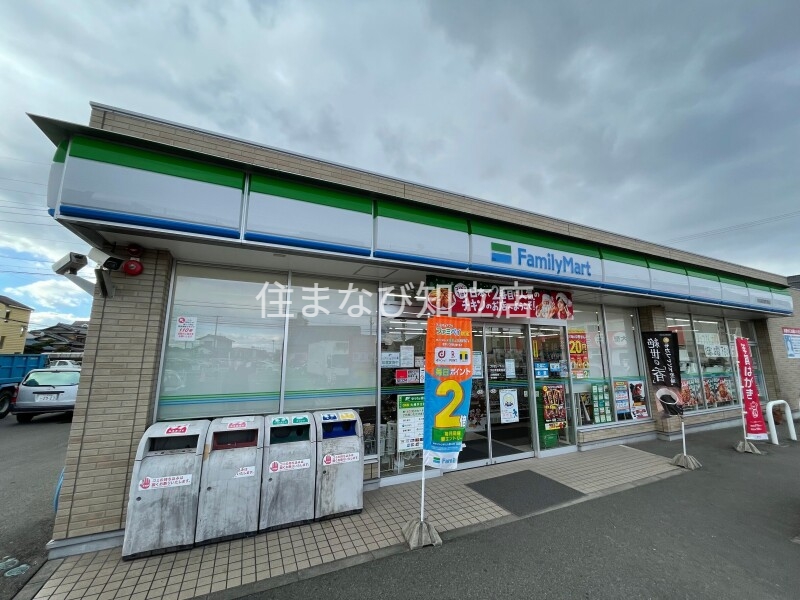 コンビニ　ファミリーマート刈谷新富町南店（コンビニ）まで429m