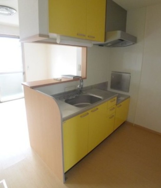 キッチン　別部屋参考写真。（※左右反転タイプ）