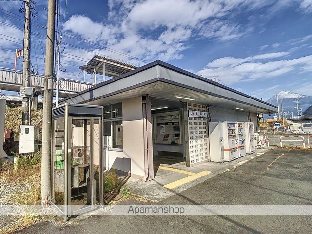 その他　竪堀駅（その他）まで569m