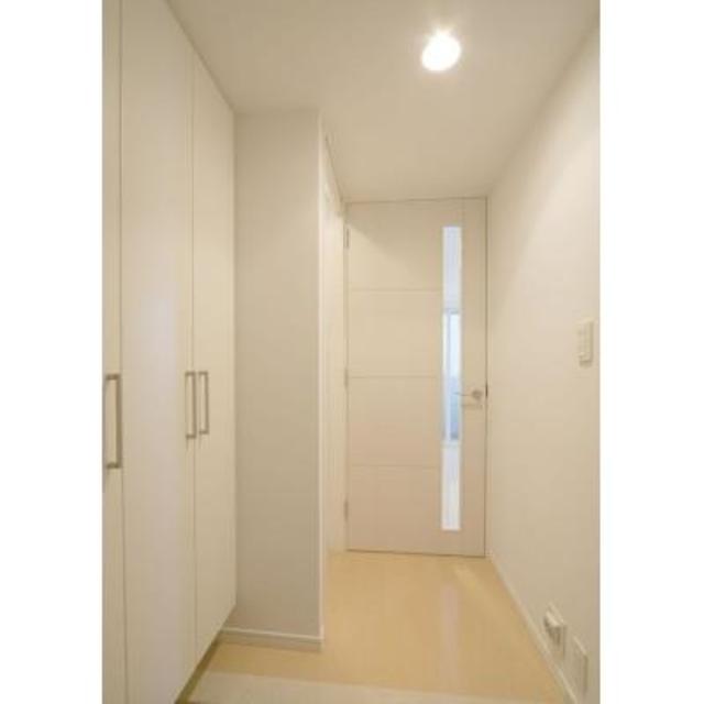 玄関　※写真は同タイプ住戸です。