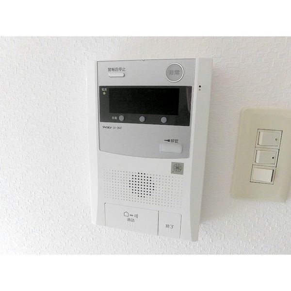 セキュリティ　※写真は４階同号室です。